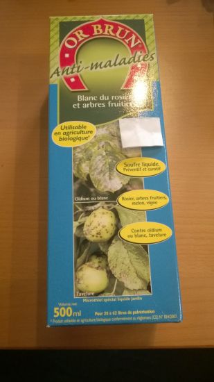 Anti Blanc du rosier et arbres fruitiers Or Brun Biologique disponible en 500mL pour 20 à 62L